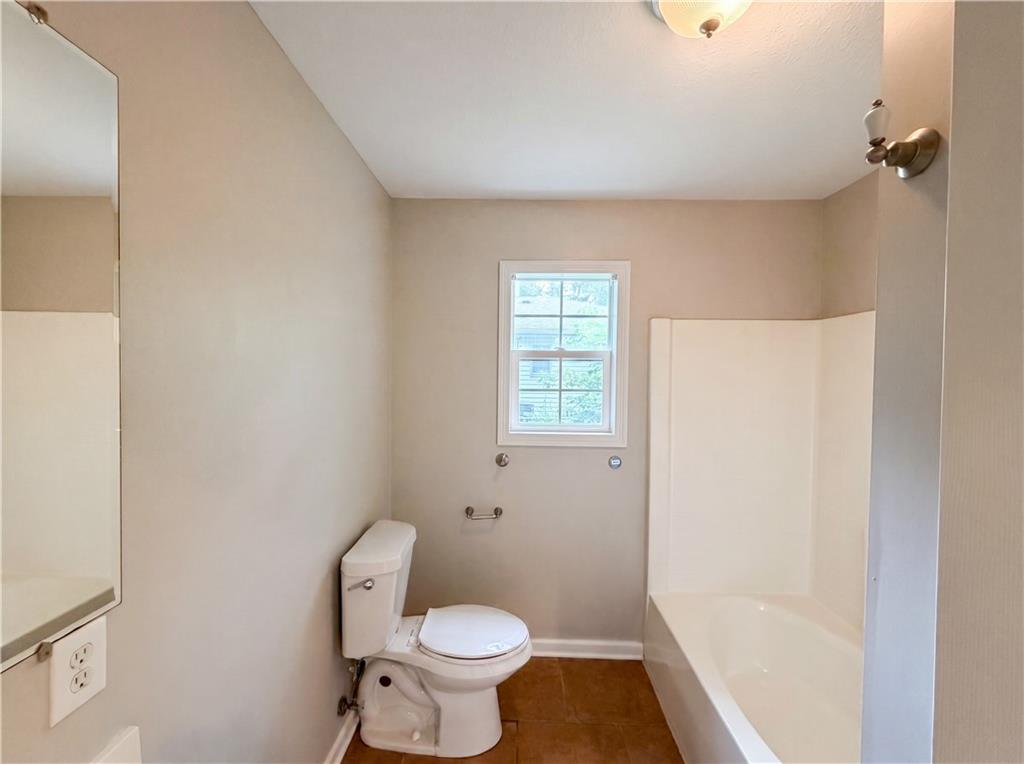 Photo 6 of 905 S Butler Terrace
