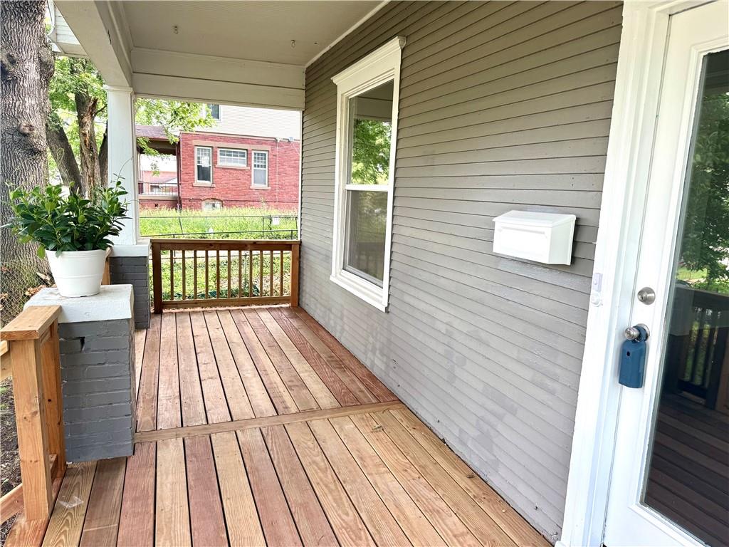 Photo 4 of 305 S 31st Street