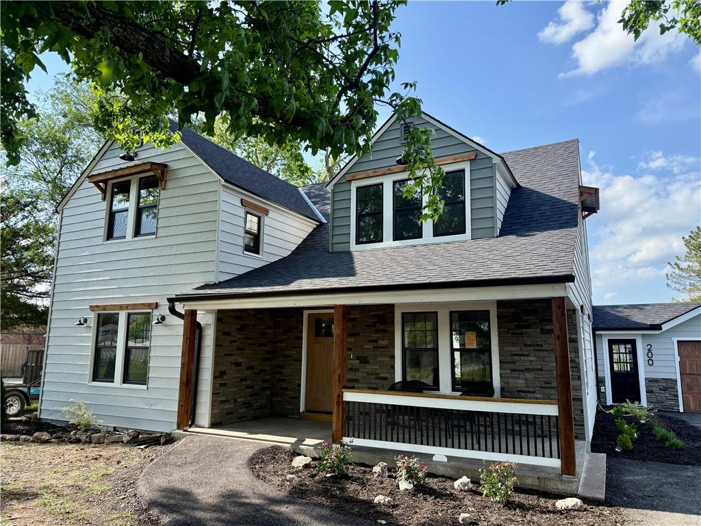 Photo of 200 E Main Street