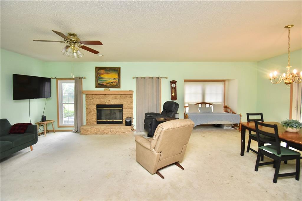 Photo 7 of 17800 E Bolger Road #101