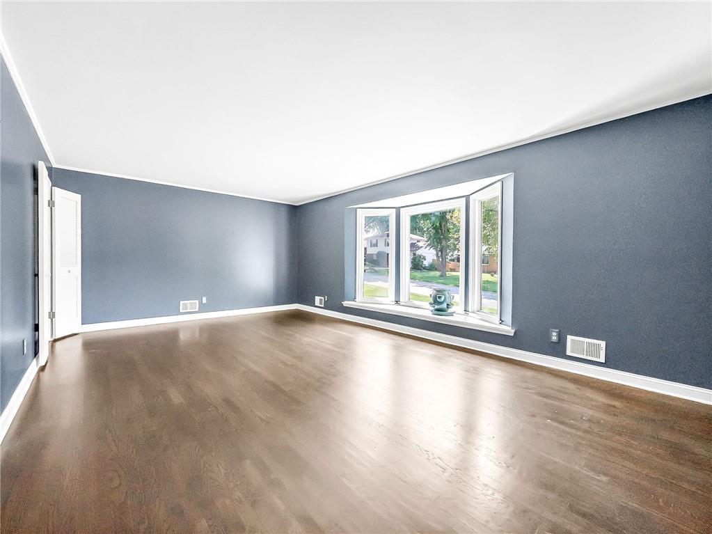 Photo 5 of 11308 E 62nd Street