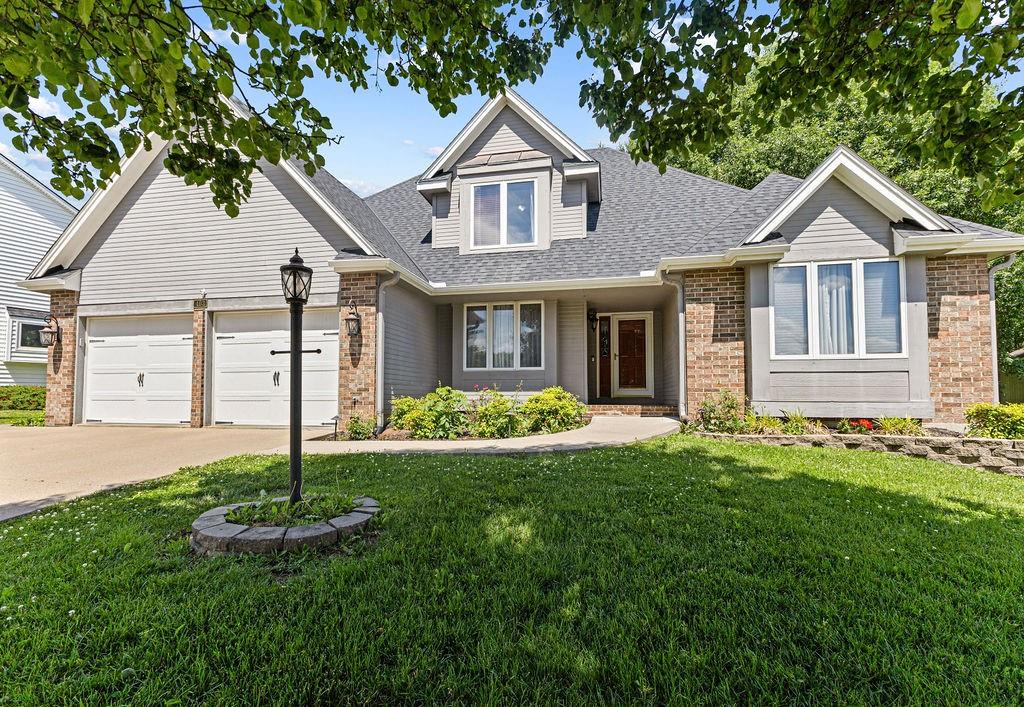 Photo of 403 N Leonard Road