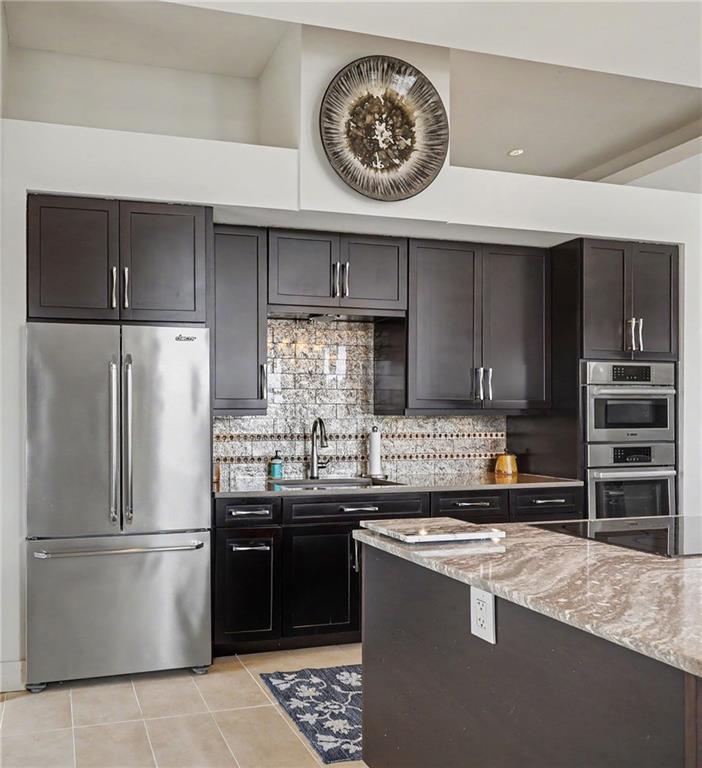 Photo 3 of 229 Ward Parkway #1001B