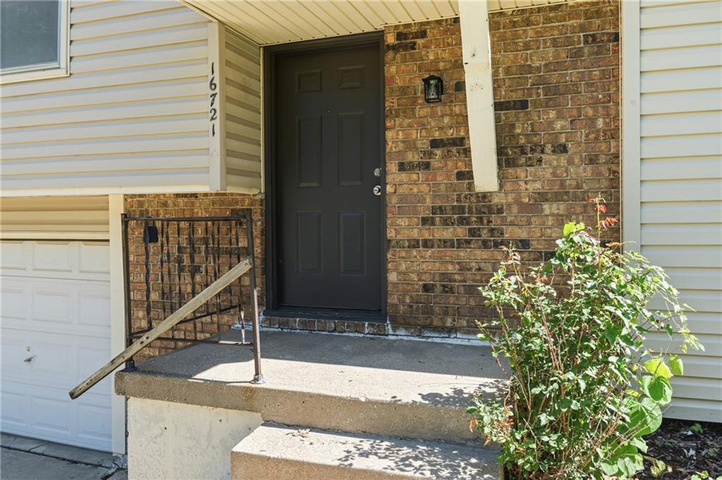 Photo 4 of 16721 Hardee Street
