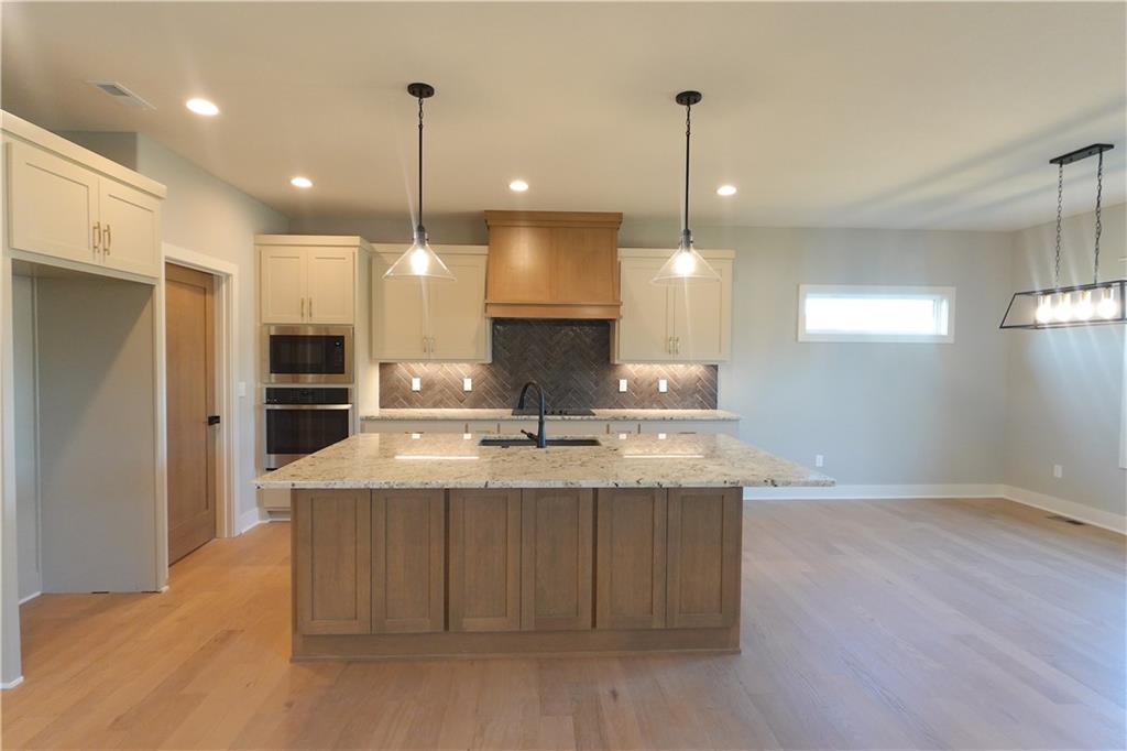 Photo 4 of 12725 N Champanel Way