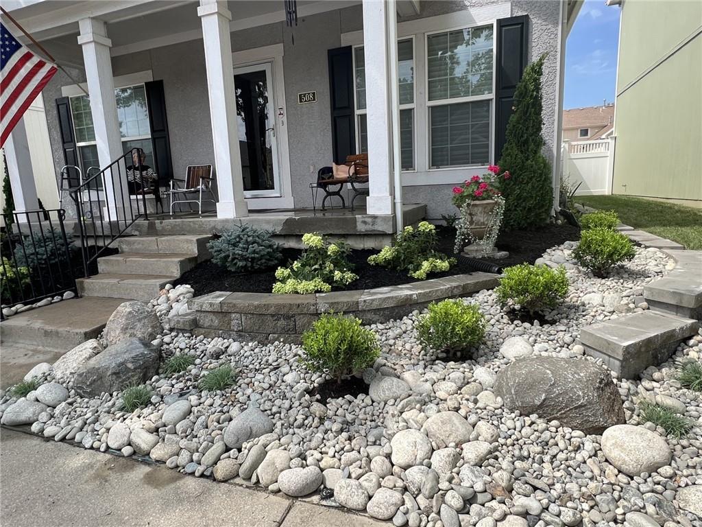 Photo 2 of 508 E 29th Avenue