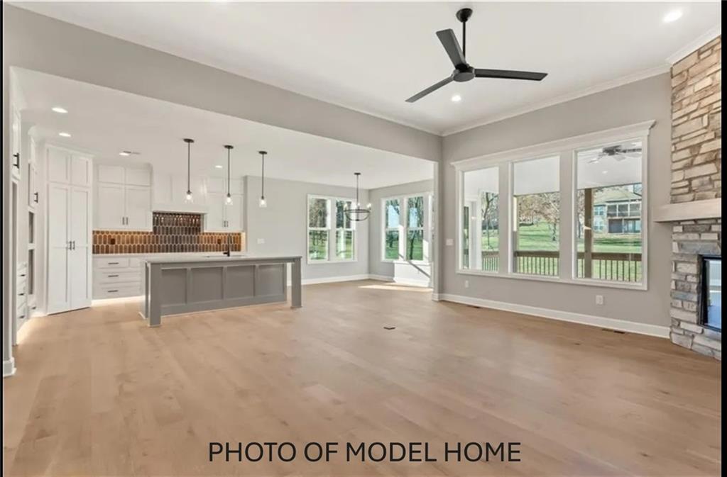 Photo 3 of 1503 Stonewall Drive