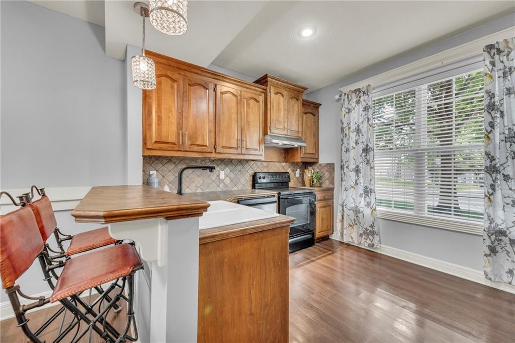 Photo 5 of 15828 W 61 Street