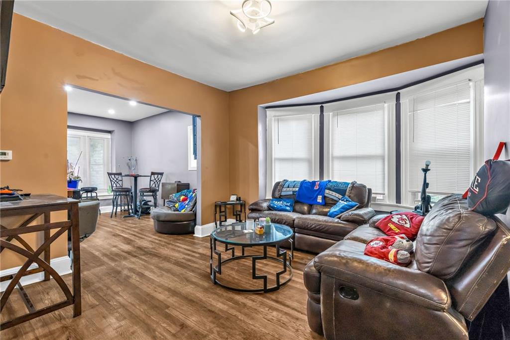 Photo 7 of 4024 Montgall Avenue