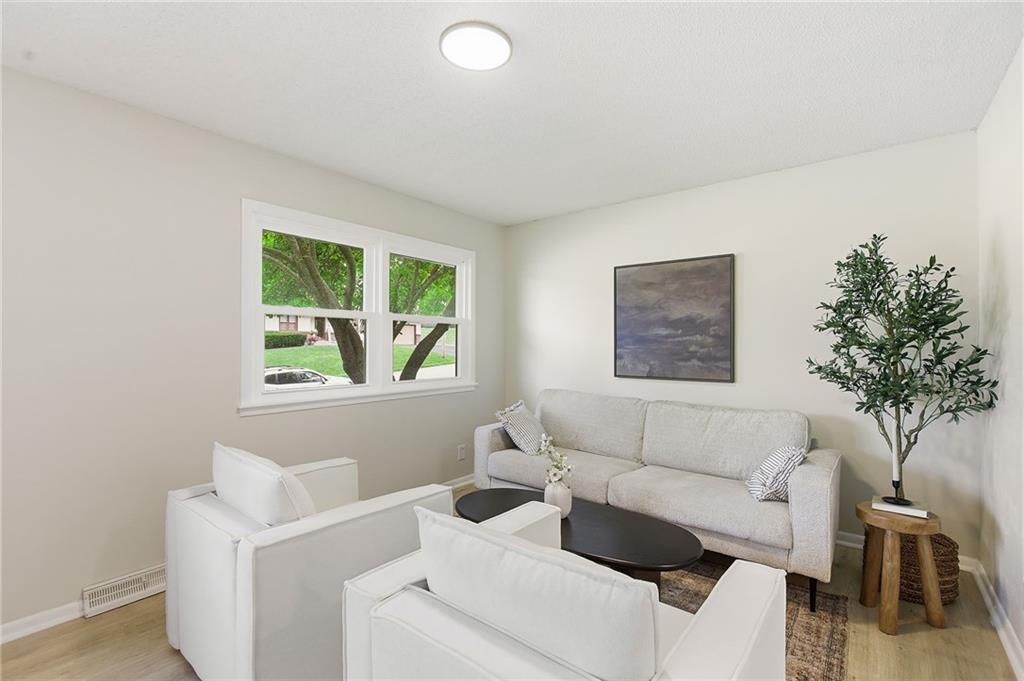 Photo 5 of 7745 Yecker Avenue
