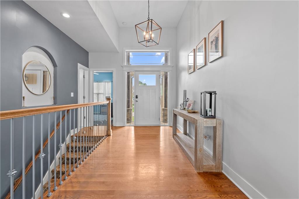 Photo 3 of 204 E Woodland Avenue
