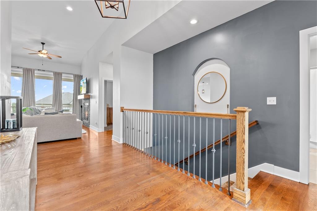 Photo 5 of 204 E Woodland Avenue