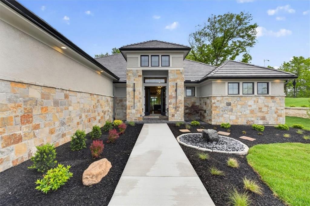 Photo 4 of 8612 Westridge Court