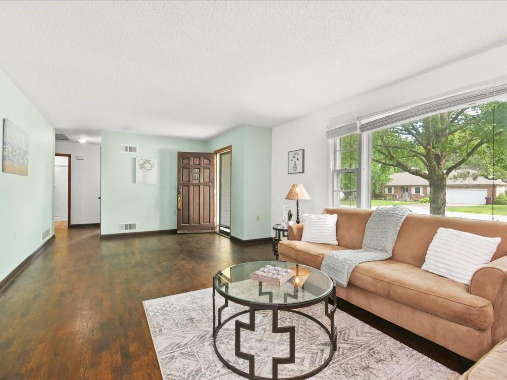 Photo 6 of 1605 E Franklin Street