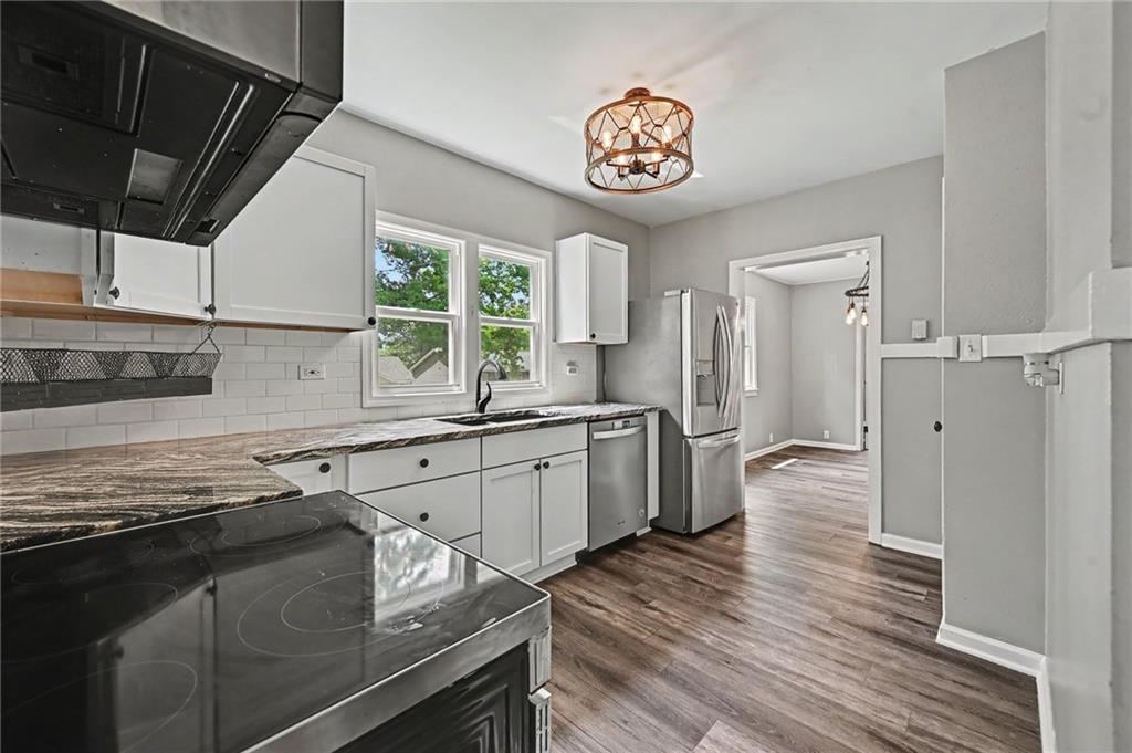 Photo 6 of 210 Dewey Avenue