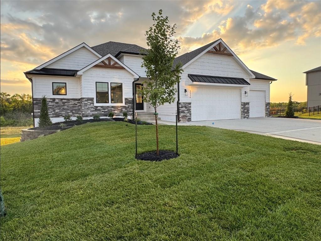 Photo of 3116 SW Summit View Trail