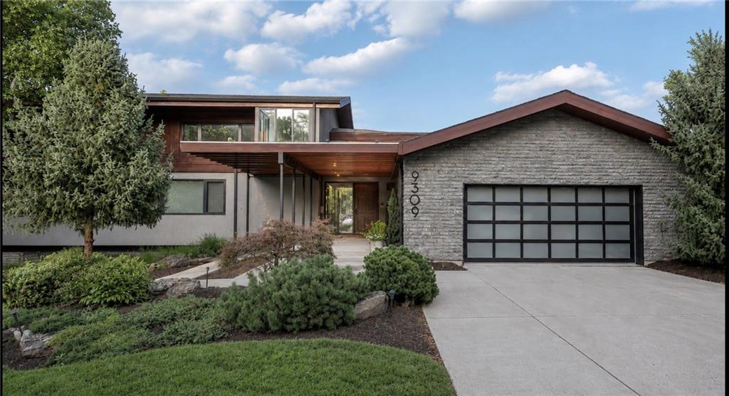 Photo of 9309 High Drive