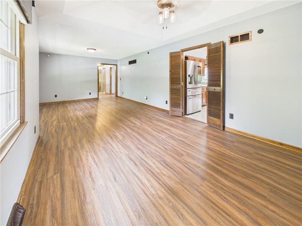 Photo 3 of 41 NE 360th Road