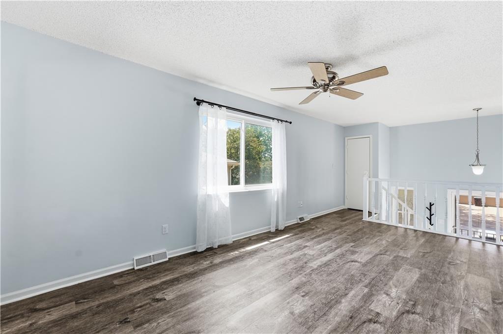 Photo 7 of 8669 N Hull Avenue