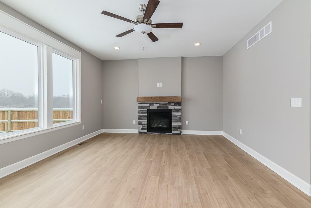 Photo 3 of 15604 Austin Court