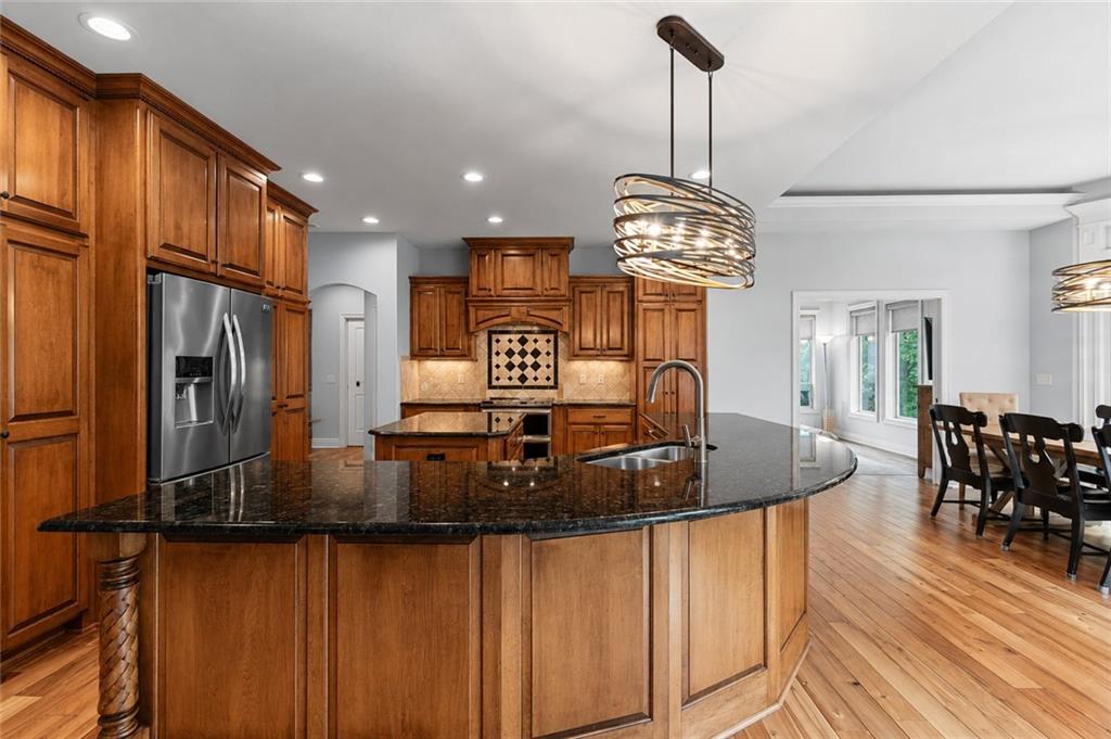 Photo 7 of 9127 N Evanston Avenue