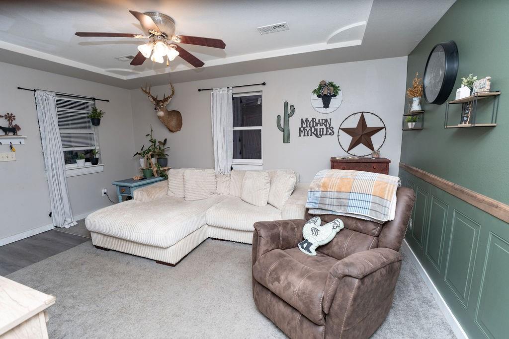 Photo 5 of 301 N Elm Street