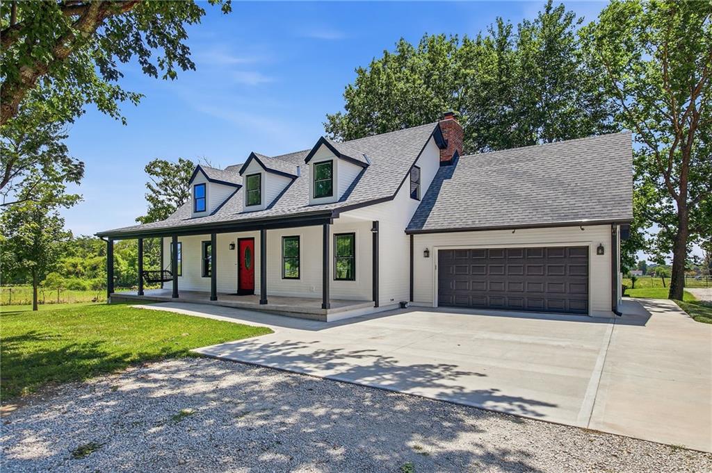 Photo 2 of 40107 E Lorenze Road