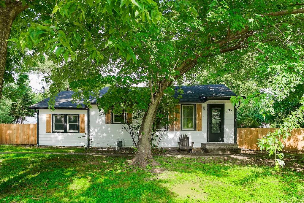 Photo 3 of 3711 N 67th Street
