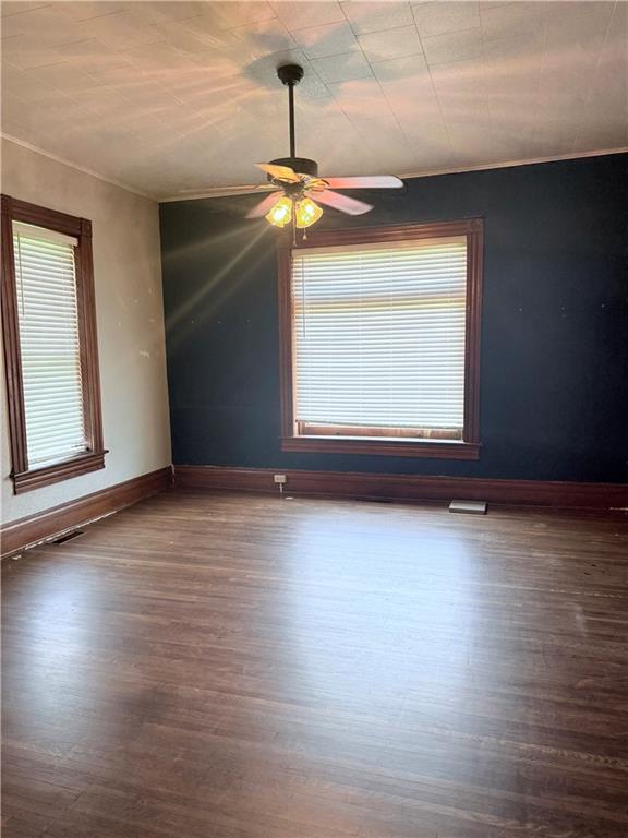 Photo 3 of 2424 Olive Street