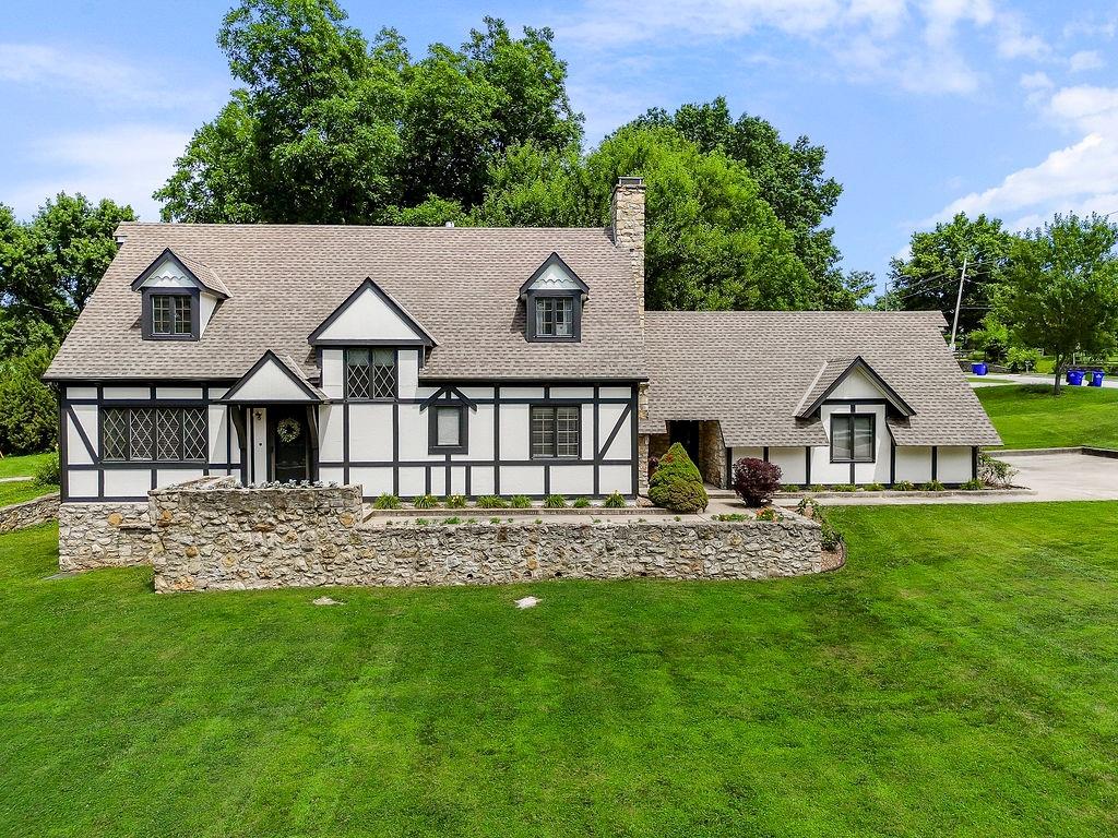 Photo of 5475 Clare Road