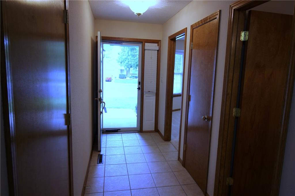 Photo 4 of 17009 E 46th Street Court S