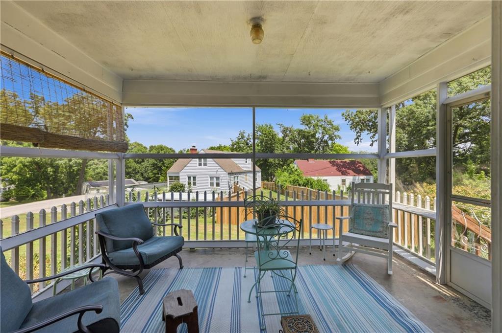 Photo 5 of 5341 N SPRUCE Avenue
