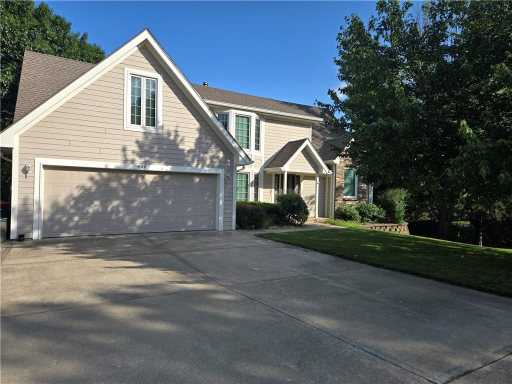 Photo of 400 NW Tennyson Place