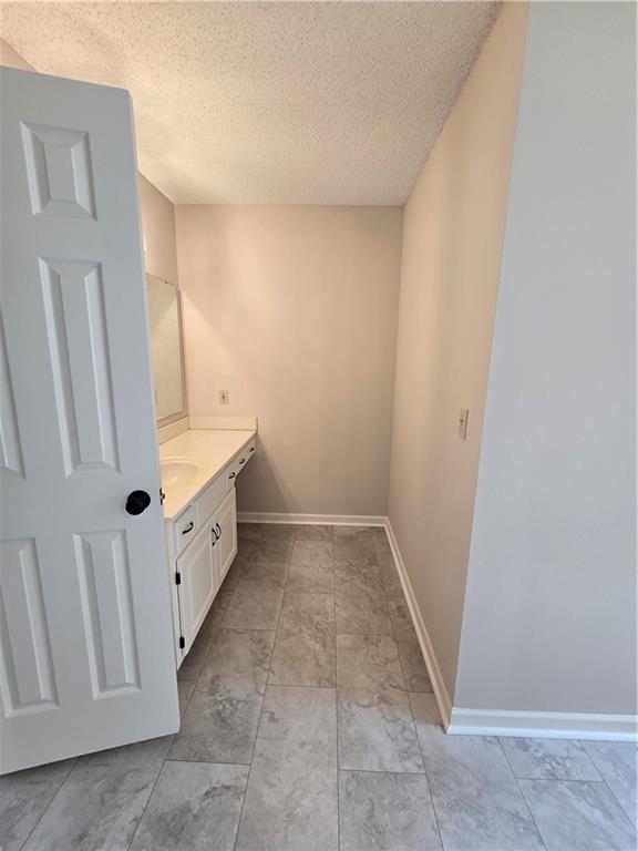 Photo 6 of 400 NW Tennyson Place