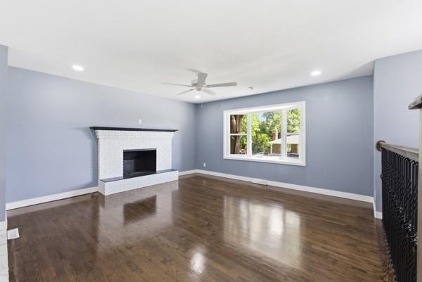 Photo 4 of 3000 N 72nd Terrace