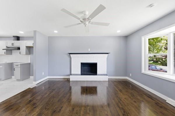 Photo 6 of 3000 N 72nd Terrace
