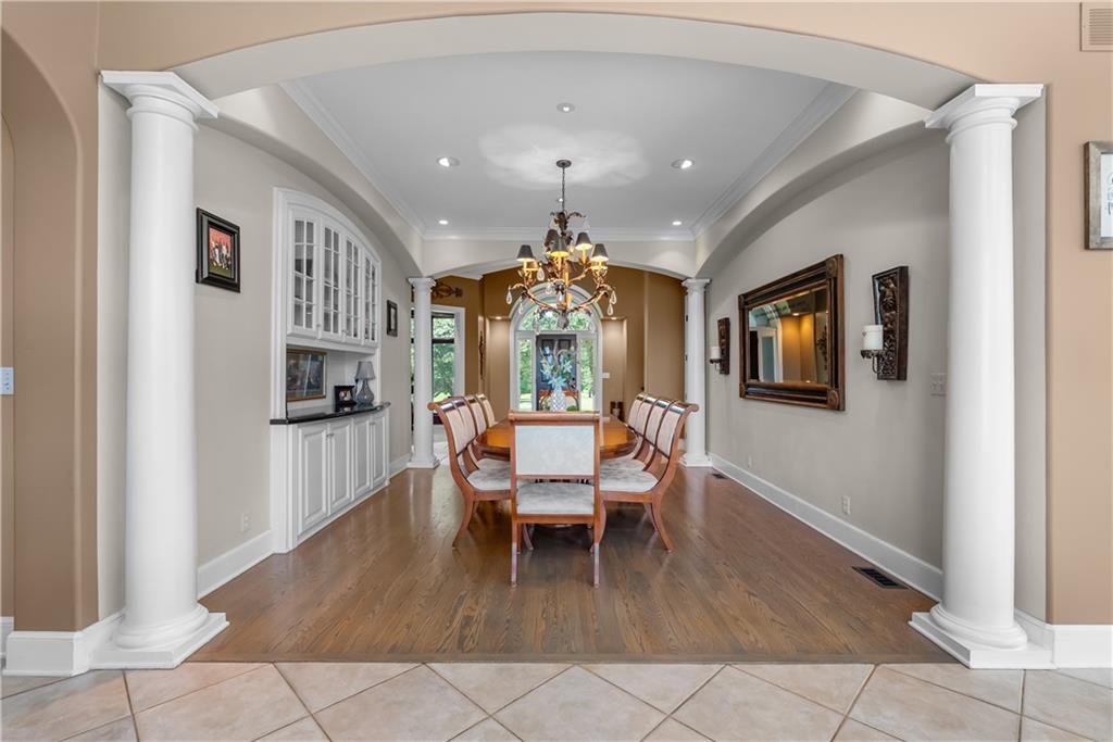 Photo 4 of 13801 S Pebblebrook Lane