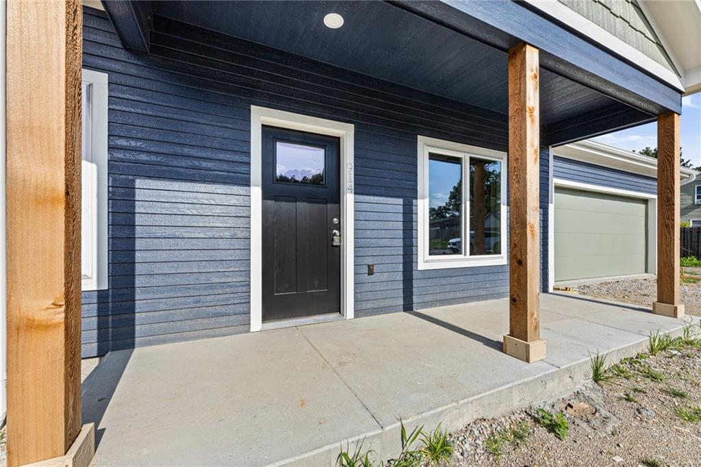 Photo 5 of 914 5th Street Terrace