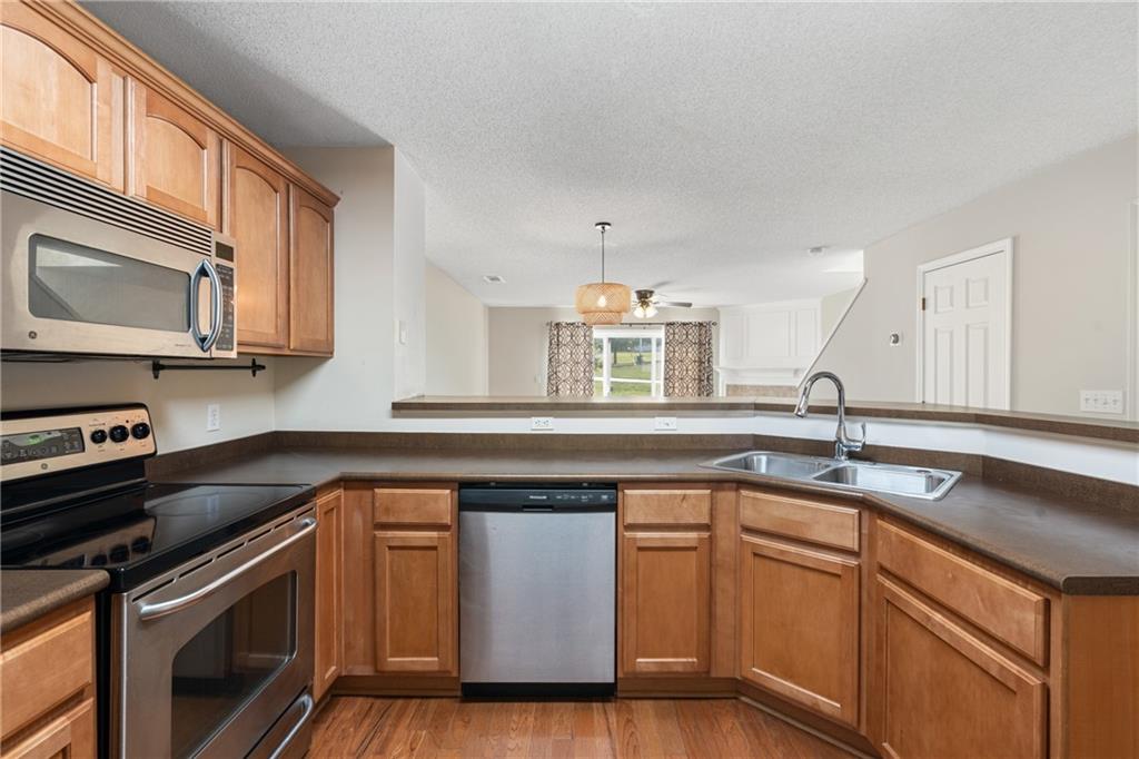 Photo 7 of 5415 N Mercier Avenue