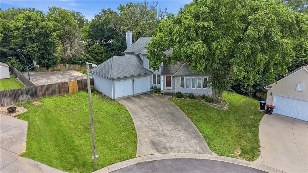 Photo 2 of 518 Edgewood Drive