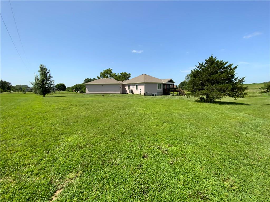 Photo 4 of 18144 Evans Road