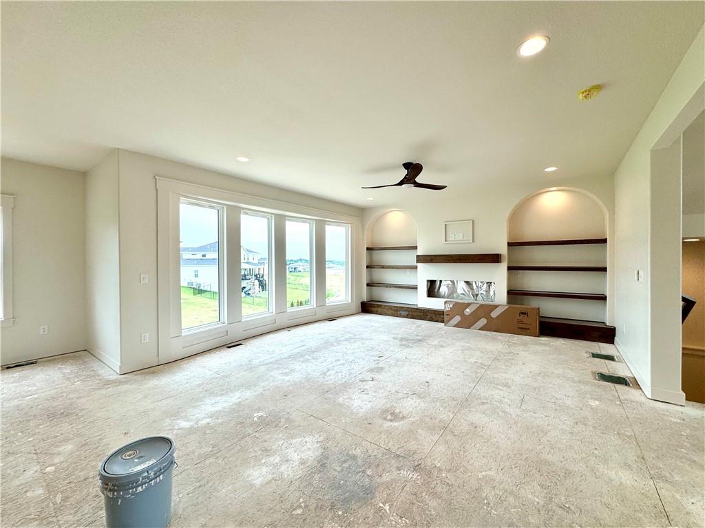 Photo 5 of 8211 NW 90TH Terrace