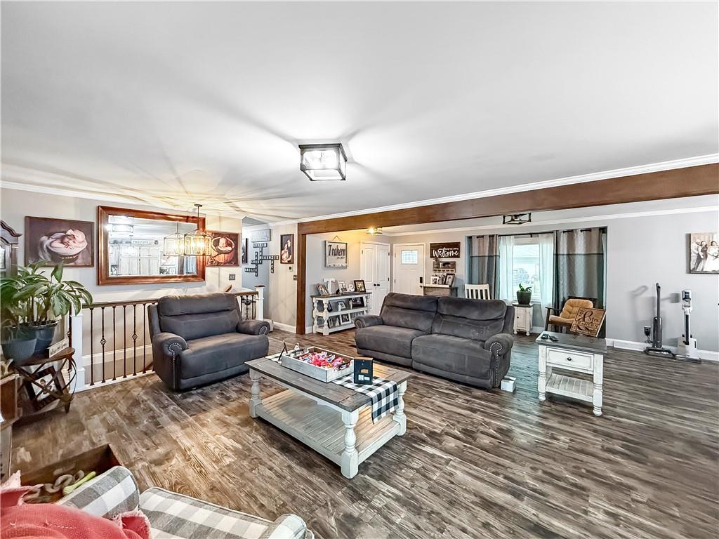 Photo 4 of 500 W 33rd Street