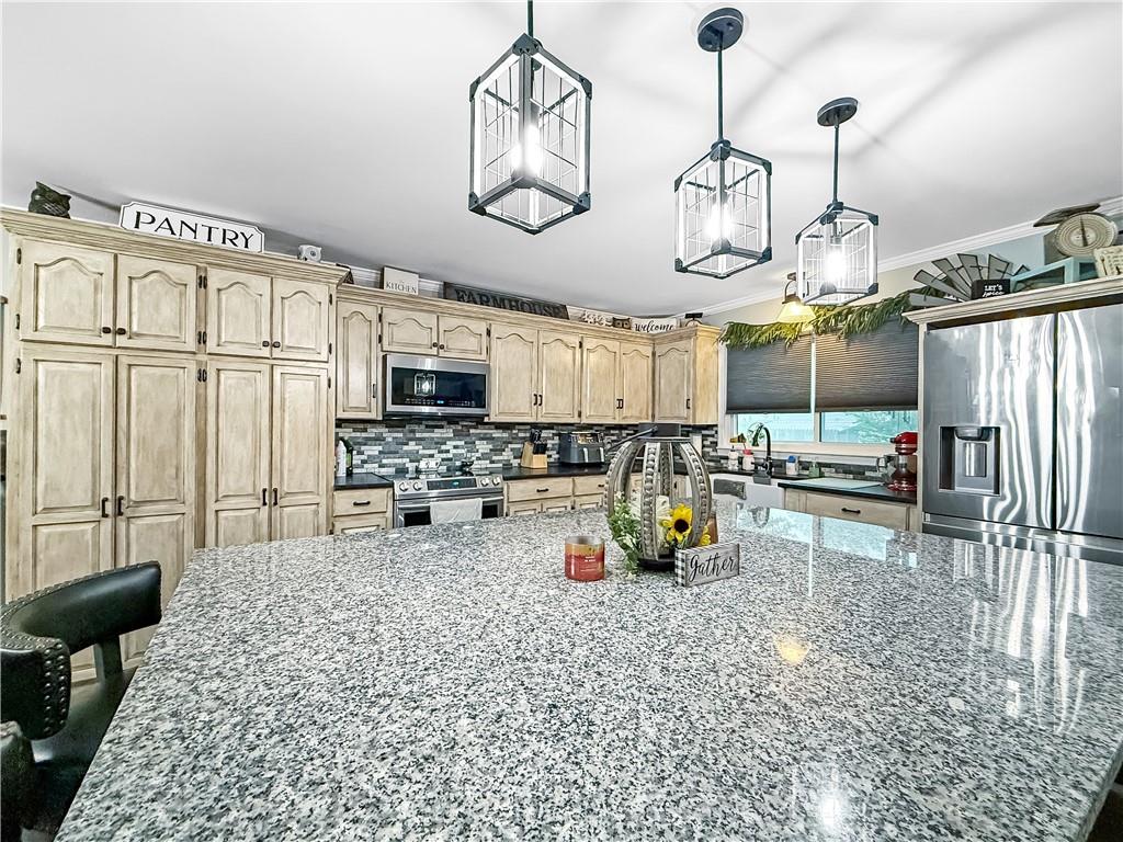 Photo 6 of 500 W 33rd Street