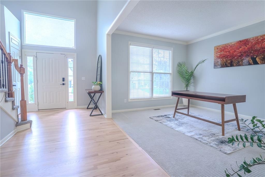 Photo 7 of 13918 Parkhill Street