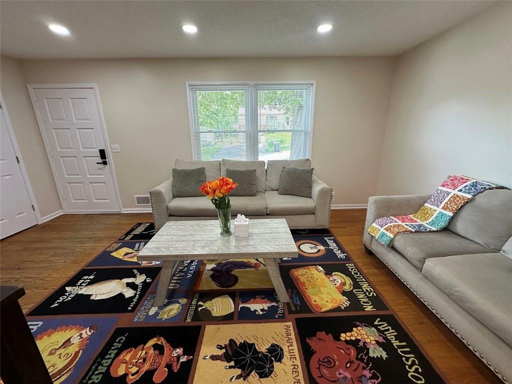 Photo 4 of 7337 Norton Avenue