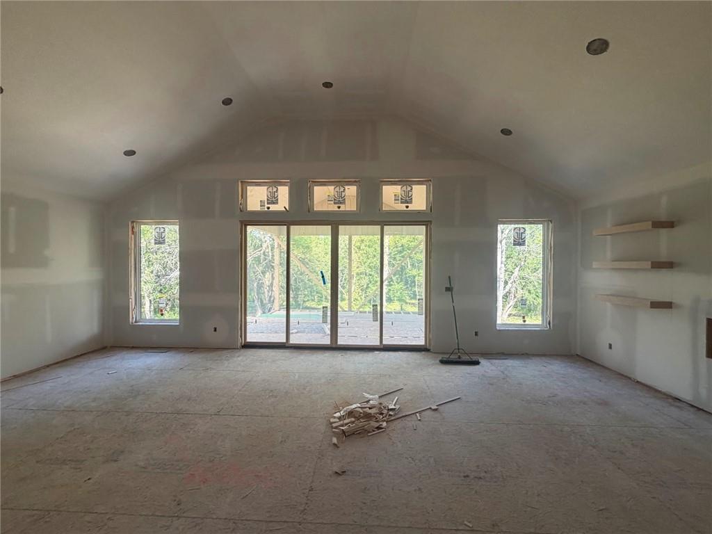Photo 3 of 21503 Twin Oaks Parkway