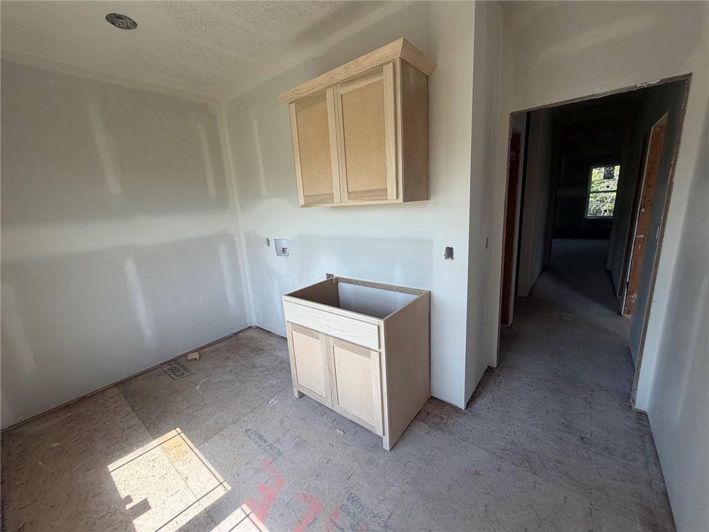 Photo 7 of 21503 Twin Oaks Parkway