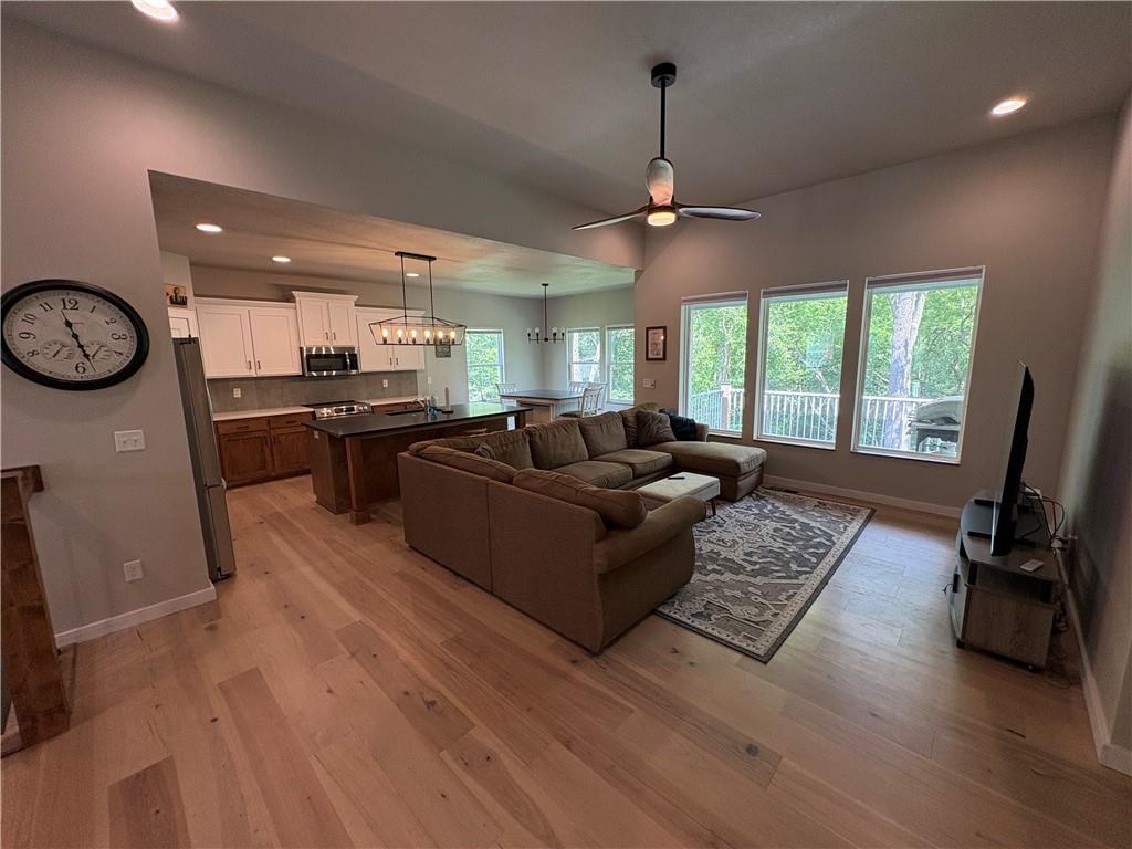 Photo 6 of 801 Colonial Drive