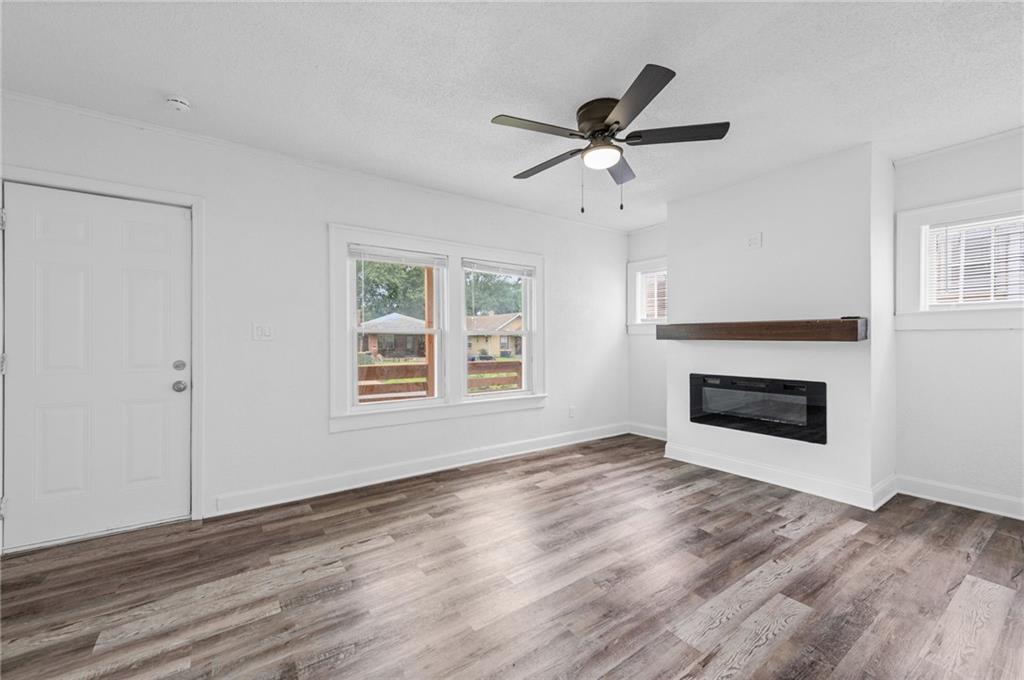 Photo 5 of 1831 E 68th Street